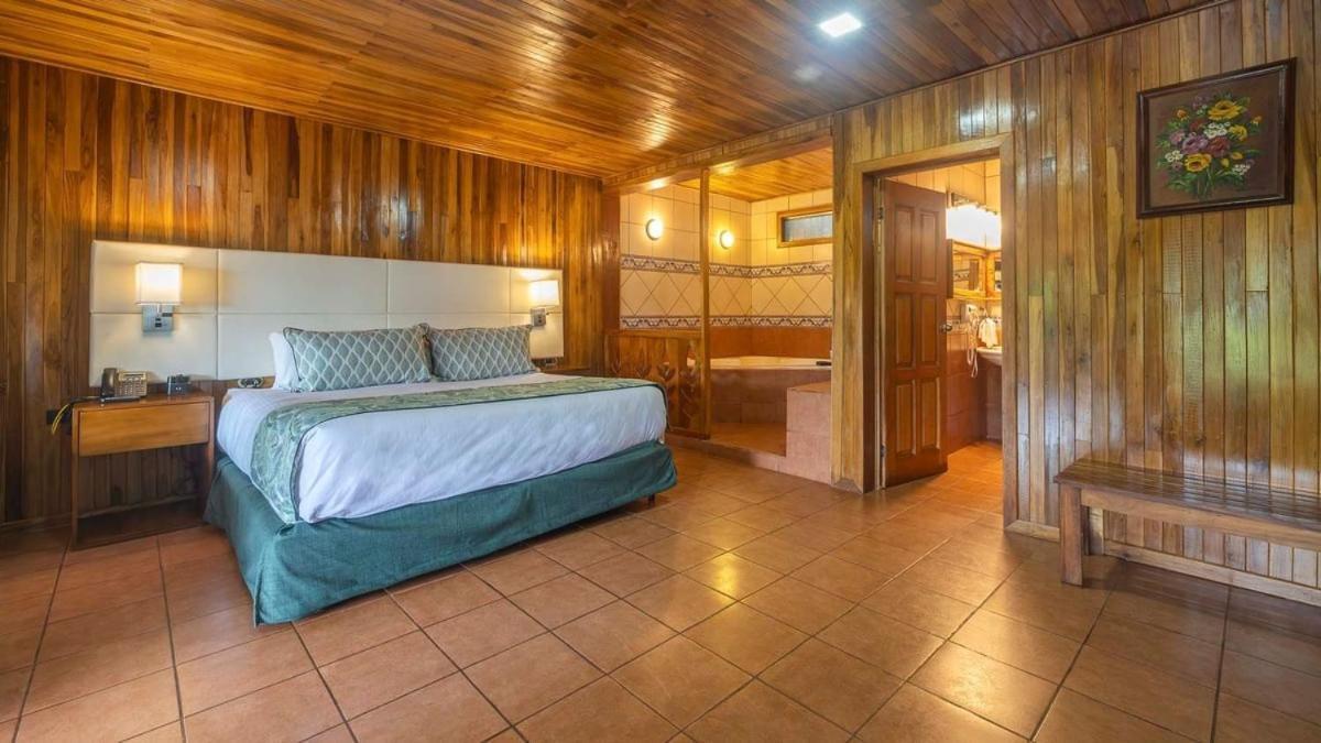 Hotel Heliconia - Monteverde Buitenkant foto