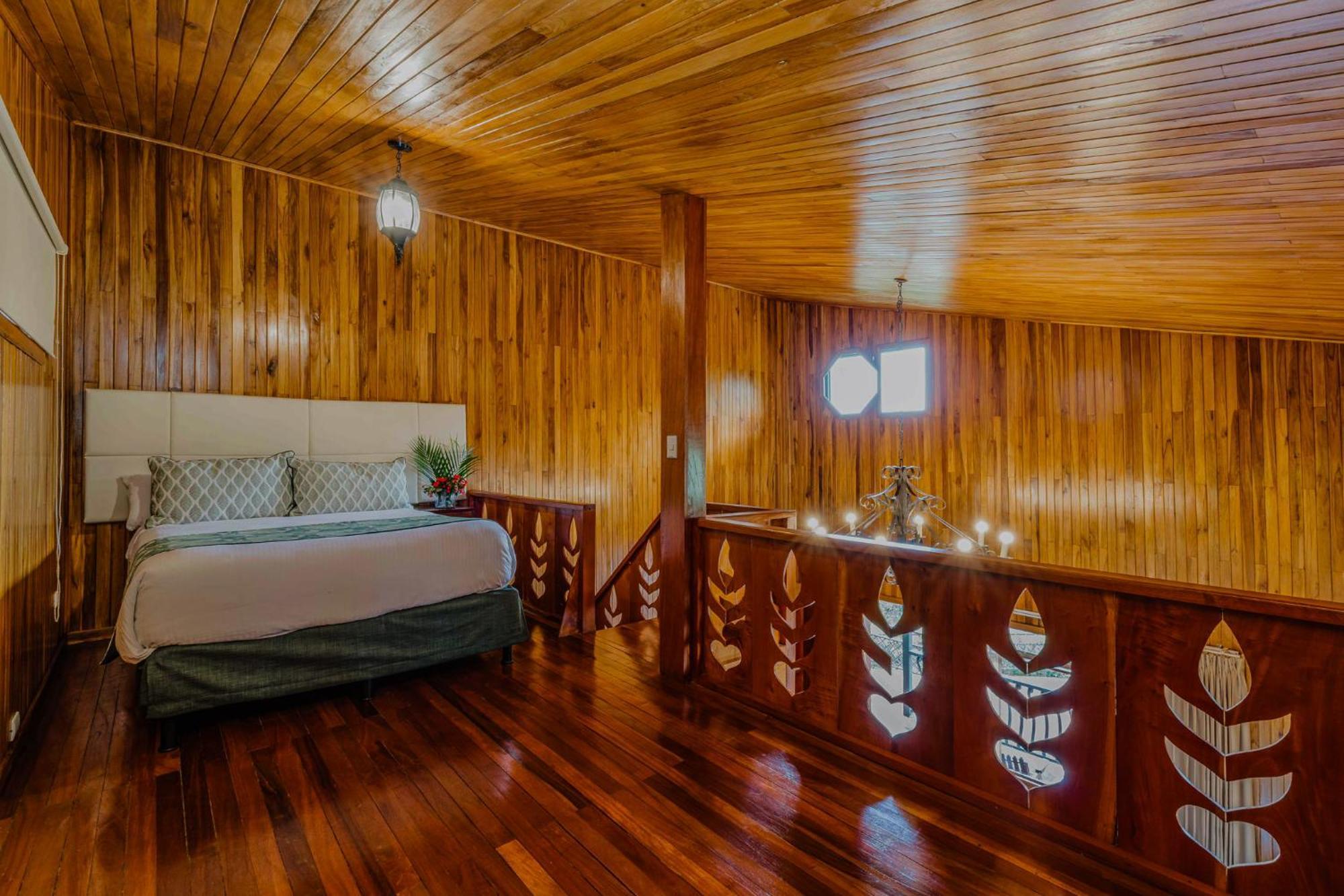 Hotel Heliconia - Monteverde Buitenkant foto