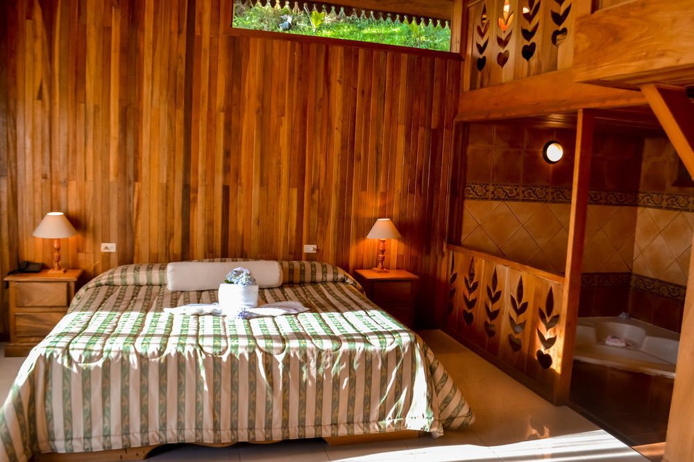 Hotel Heliconia - Monteverde Buitenkant foto